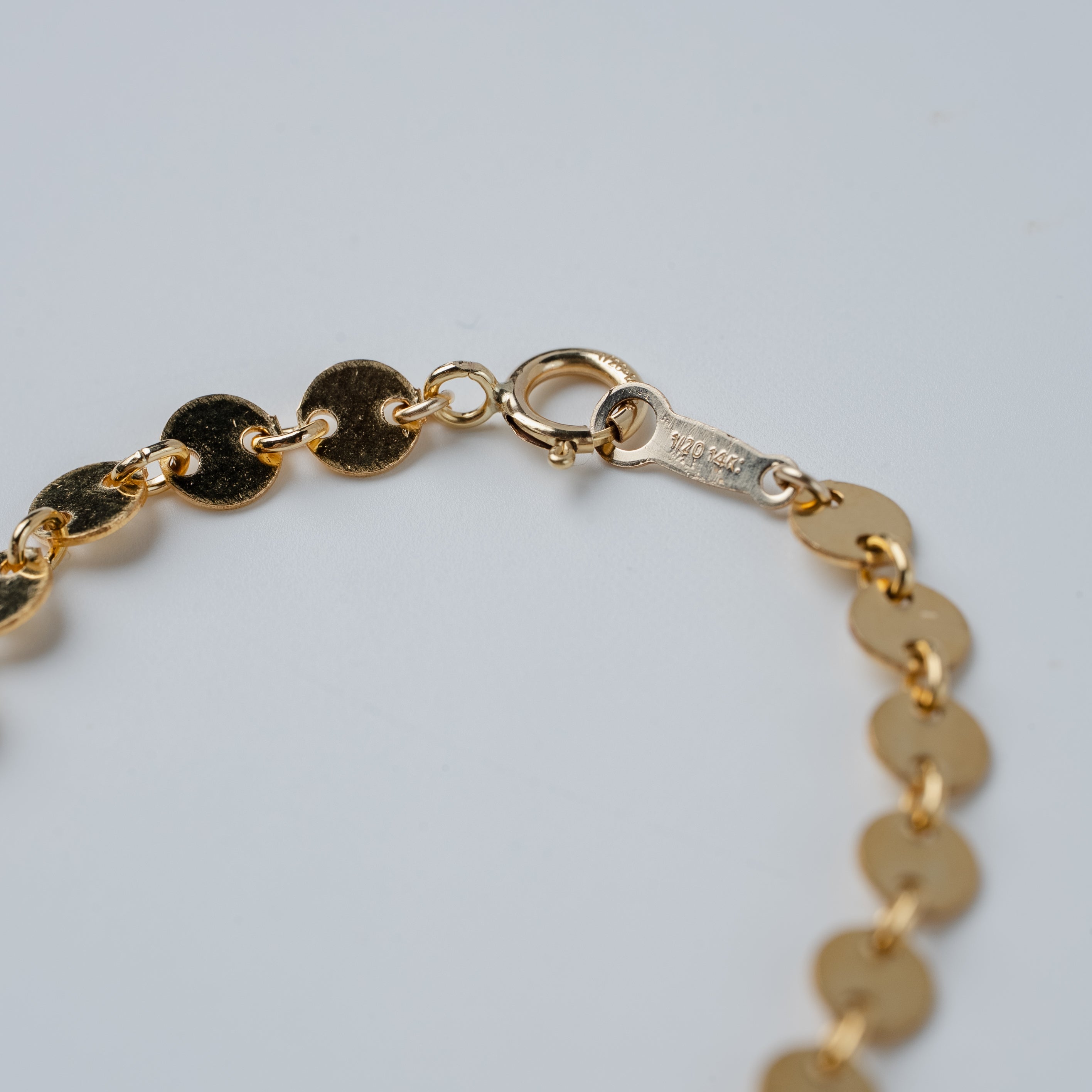 Contour Glow Chain Choker