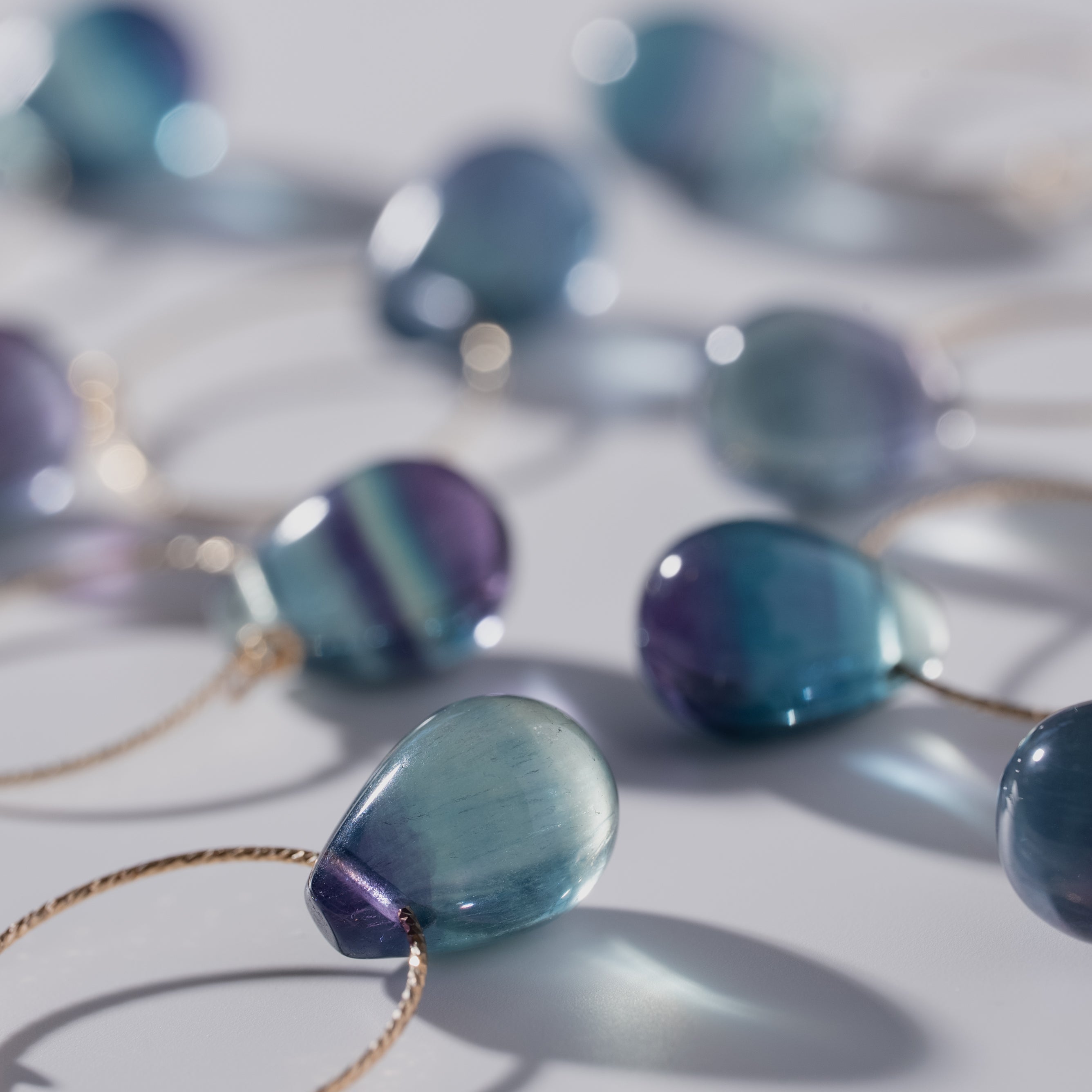 フローライトフープピアス|DAWN BLUE