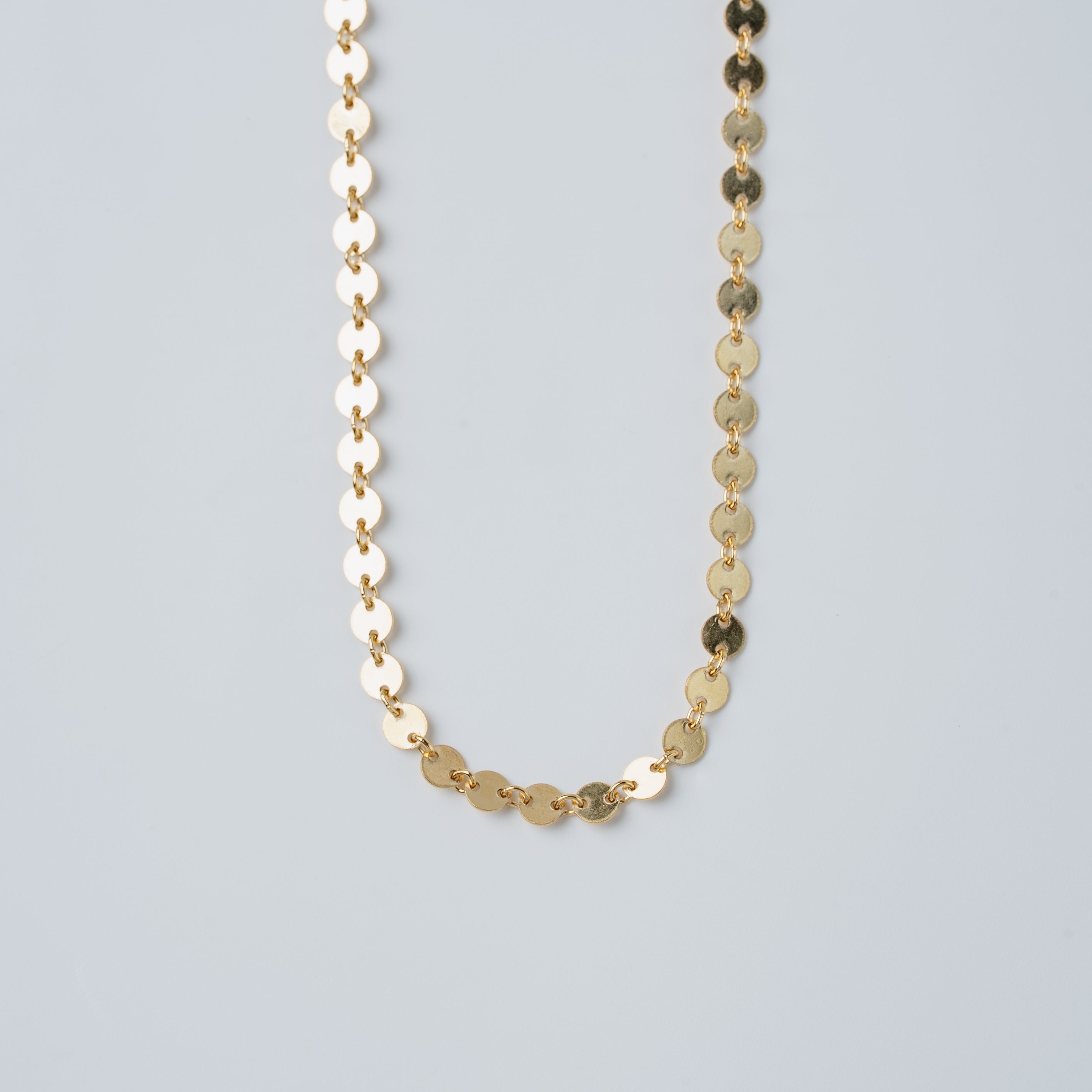 Contour Glow Chain Choker