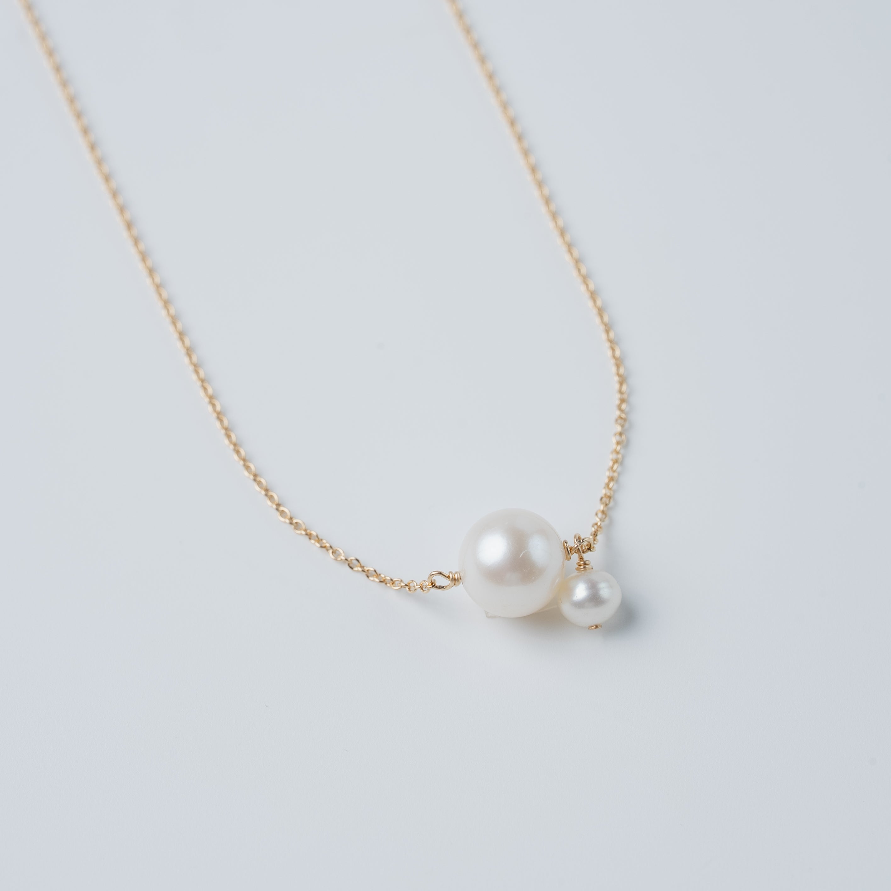 Floating Twin Pearl Necklace
