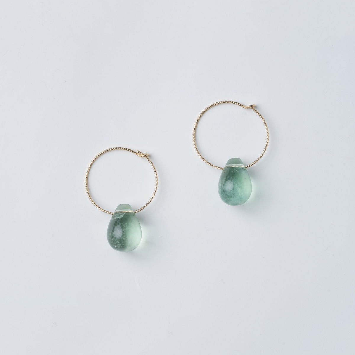 フローライトフープピアス｜DAYLIGHT GREEN